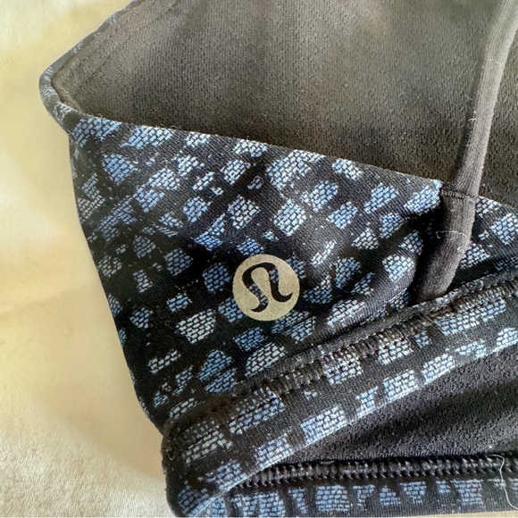 Lululemon Free to Be Zen Bra 6 - Picture 5 of 5